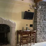 La Torre Della Manca Oda ve Kahvaltı 3*