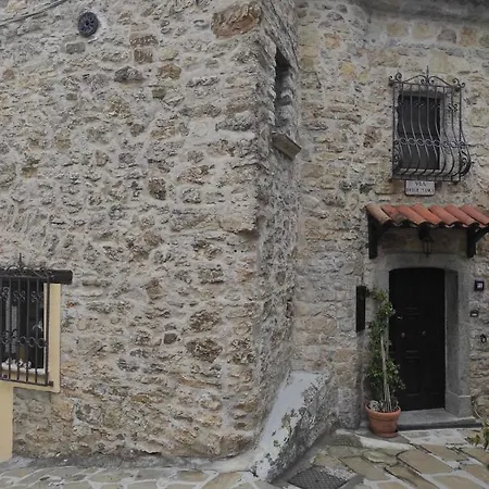 La Torre Della Manca 3* Сассо-ди-Кастальда