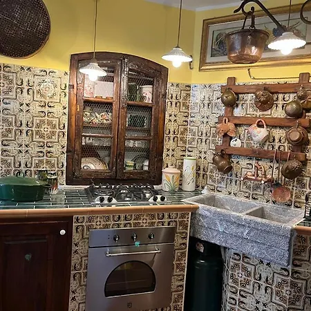 La Torre Della Manca 3* Сассо-ди-Кастальда